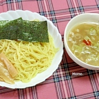 豚ロースとえのき入りのつけ麺スープ